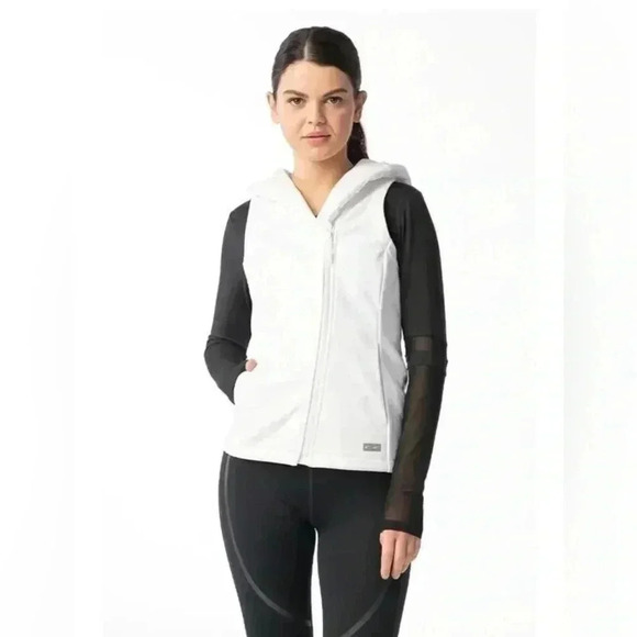 Levelwear Verve Sloan Vest Women’s Size Small Golf Active Hooded Zip $90 - Picture 1 of 16